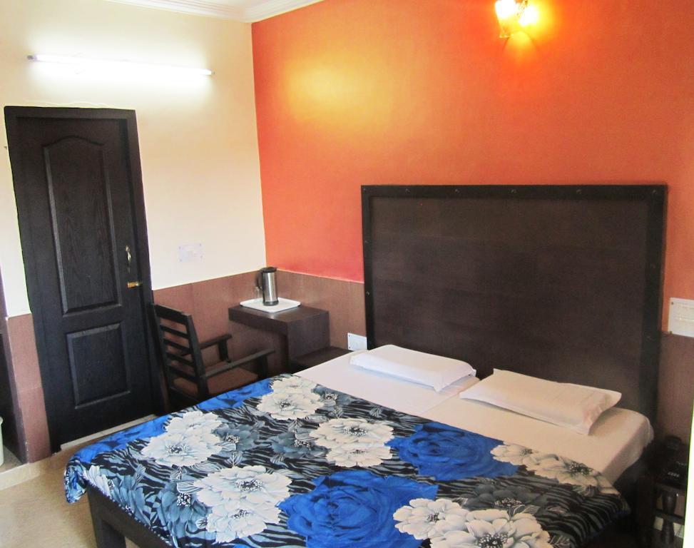 Hotel Chitra Heritage Haridwār Værelse billede